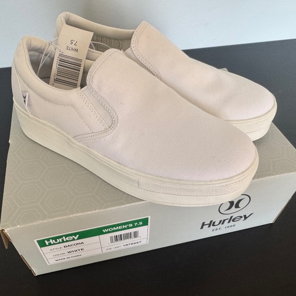 Brand new Hurley canvas sneakers - Picture 1 of 6